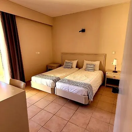 酒店 Alykanas Village 4*
