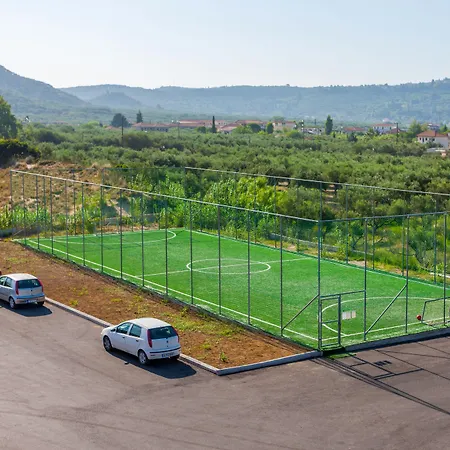 Alykanas Village 4*