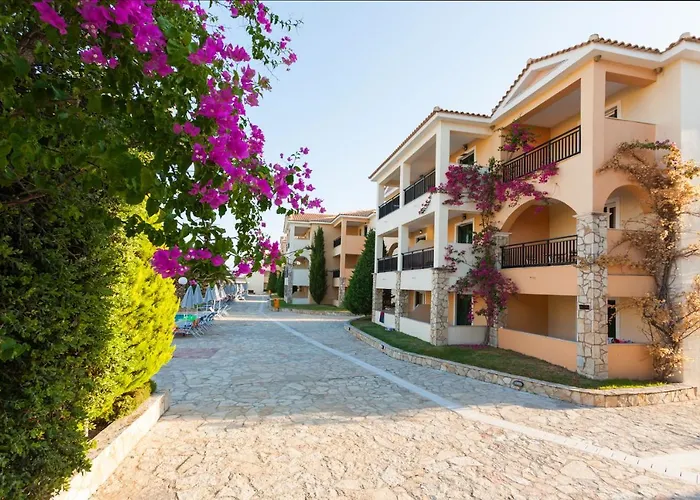 Alykanas Village 酒店